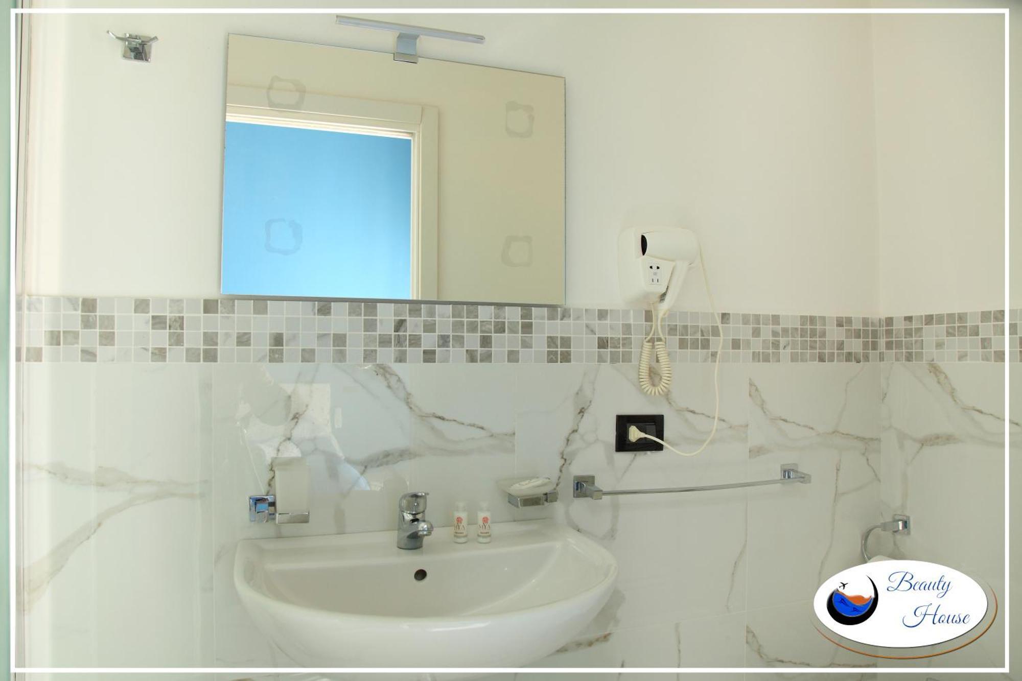 مبيت وإفطار ريجّو دي كالابريا Beauty House المظهر الخارجي الصورة
